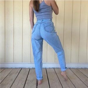 3/$20 Vintage denim High-Waisted Women Jeans ‘chic’ jeans